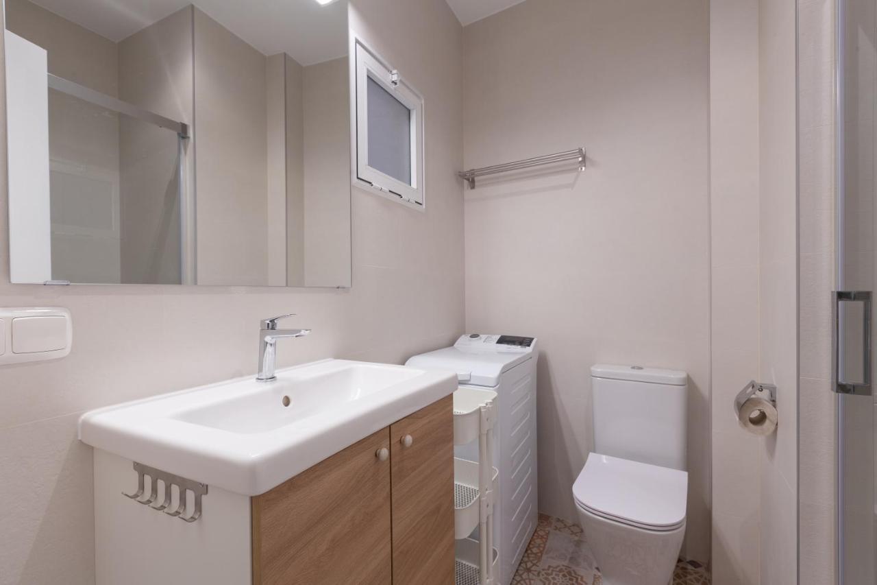 Puerta De Larios: Central Three-Bedroom Apartment With Balconies And Patio Málaga Dış mekan fotoğraf