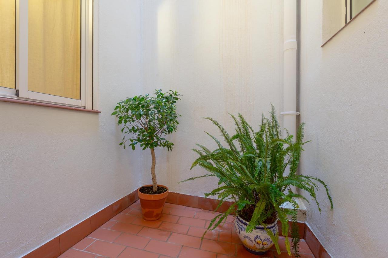 Puerta De Larios: Central Three-Bedroom Apartment With Balconies And Patio Málaga Dış mekan fotoğraf